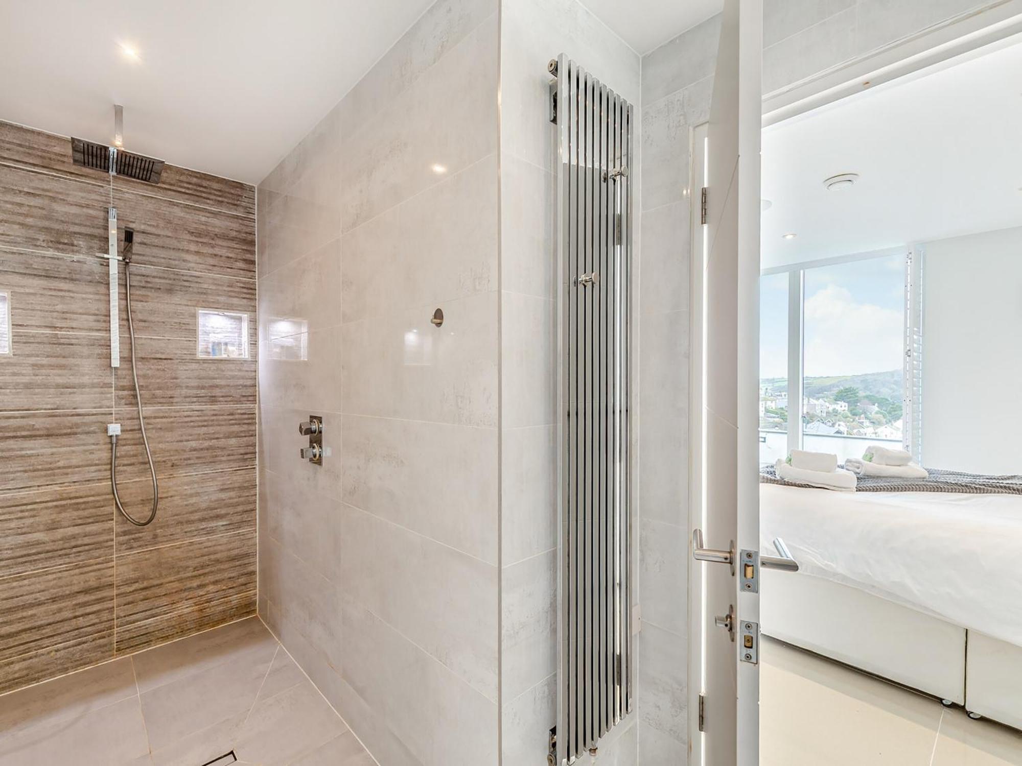 Seascape Villa Polruan ภายนอก รูปภาพ